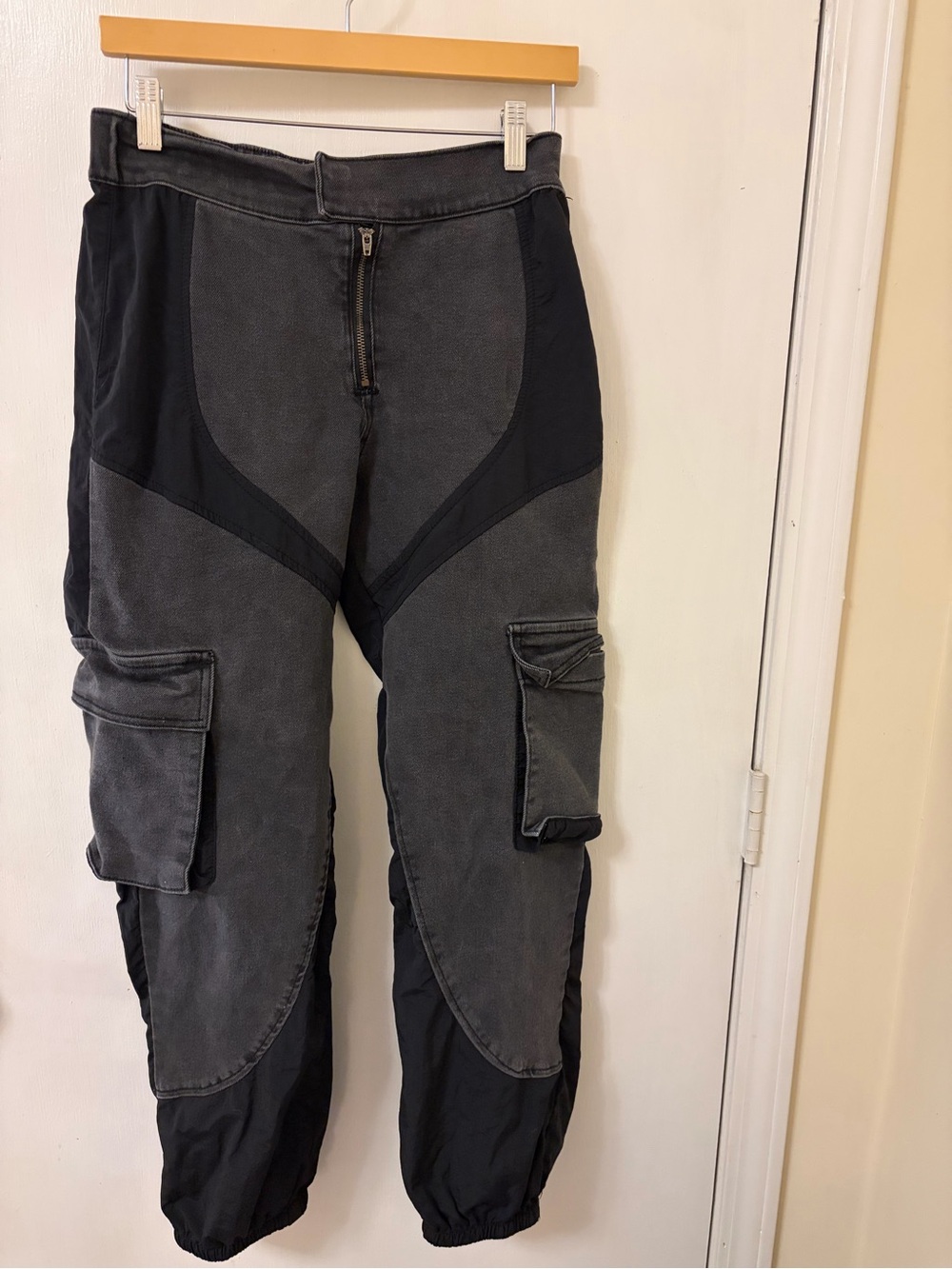 Forever 21 Two-Tone Black & Gray Cargo Joggers